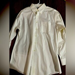 White Brooks brothers dress shirt 17 1/2-34